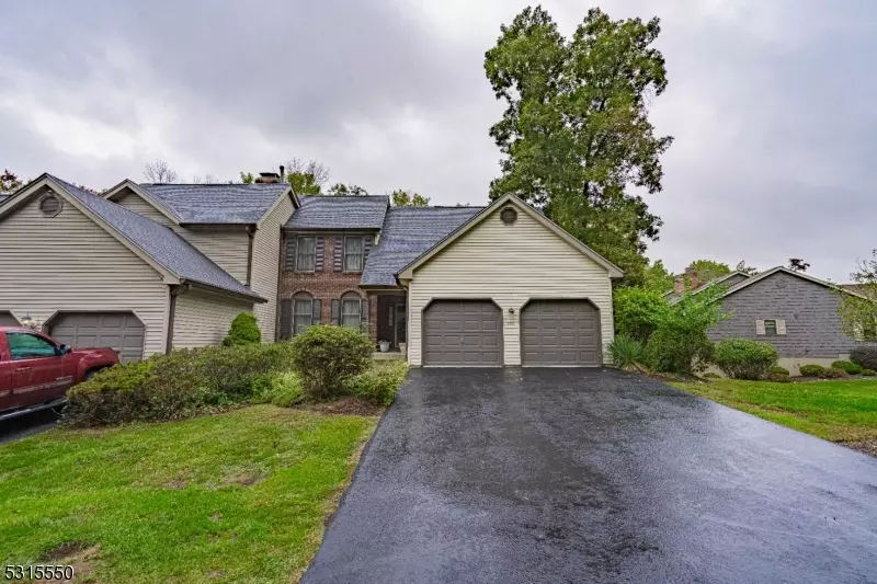 156 Goldfinch Ct, Allamuchy Twp., NJ 07840