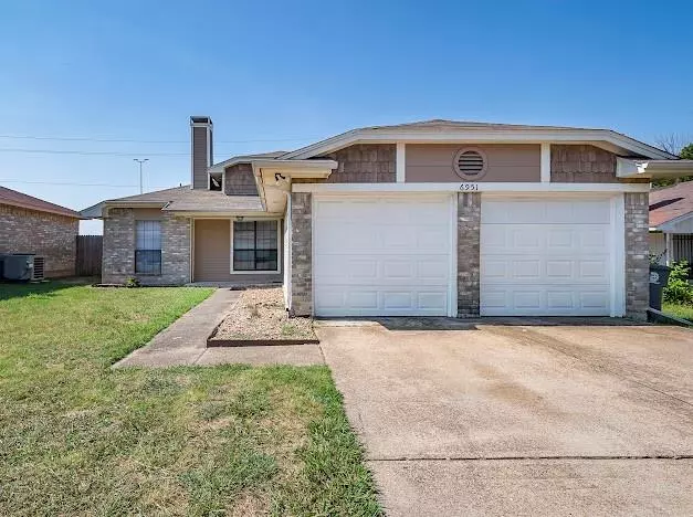 Dallas, TX 75237,6951 Sammy Circle