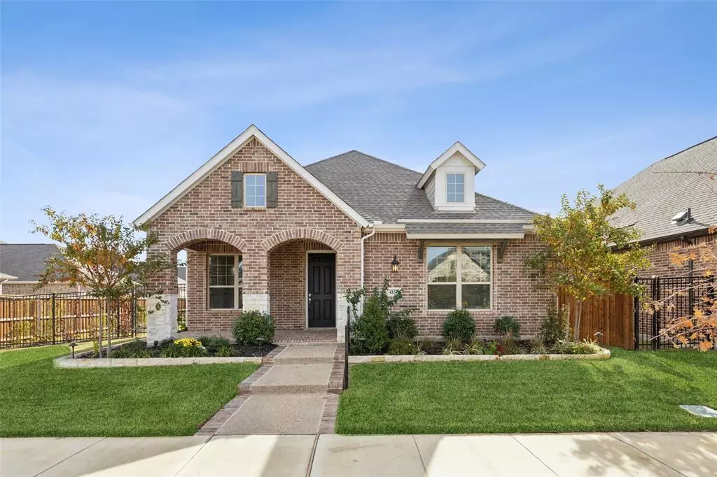 Arlington, TX 76005,4851 Cypress Thorn Drive