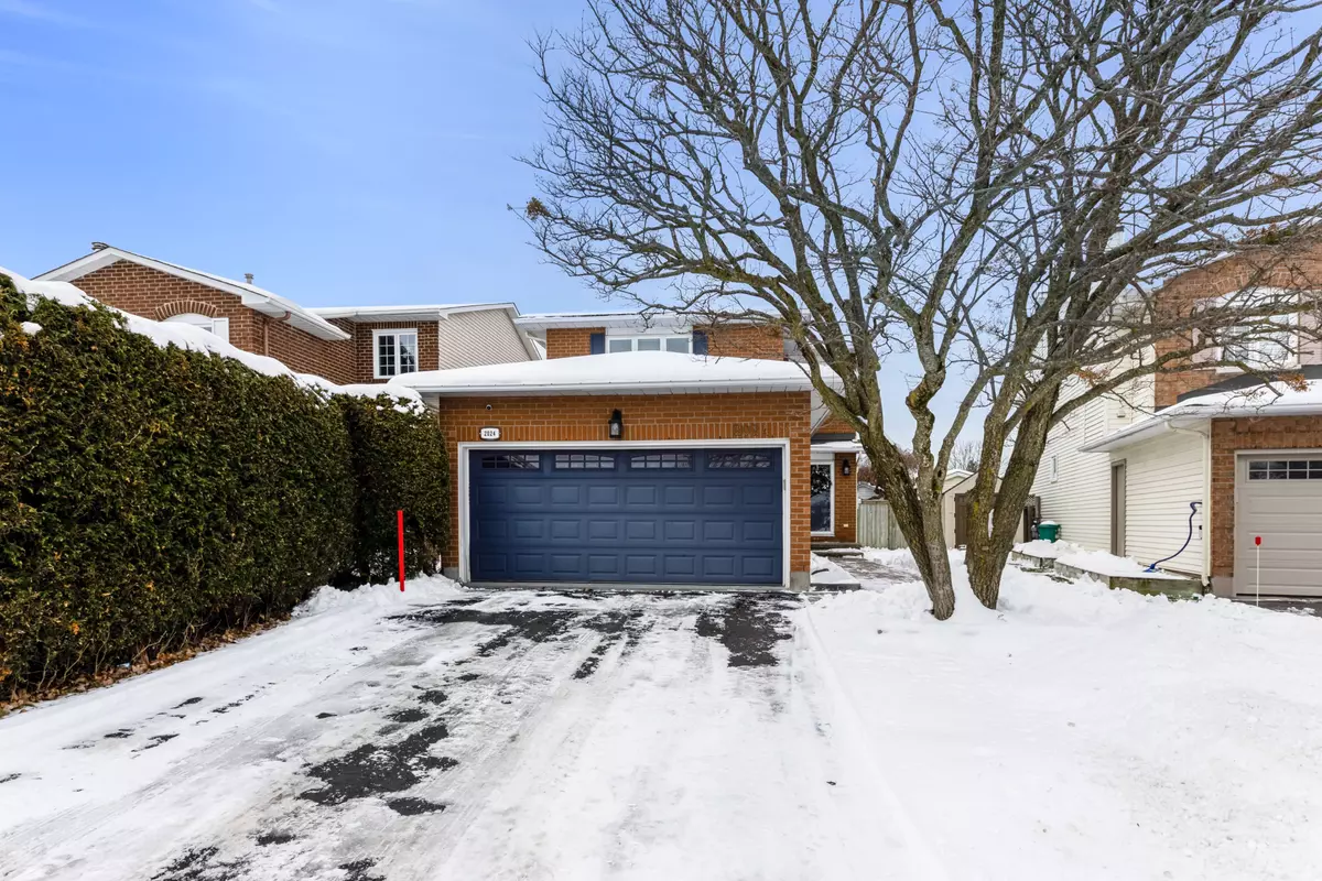 Orleans - Cumberland And Area, ON K1E 3P8,2024 Legrand CRES E