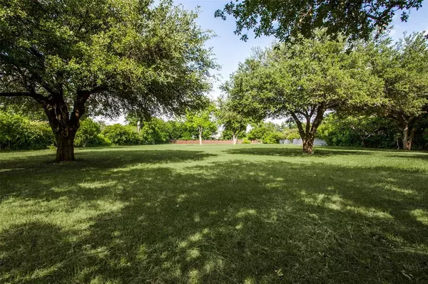 10742 Lennox Lane, Dallas, TX 75229