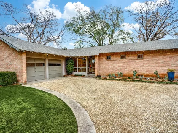 Dallas, TX 75229,10816 Pinocchio Drive