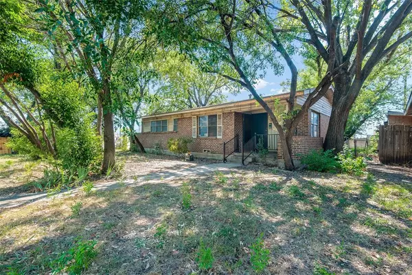 10003 Brockbank Drive, Dallas, TX 75229