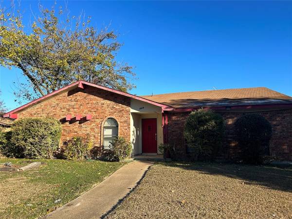 2929 Housley Drive, Dallas, TX 75228