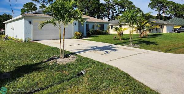 2815 SE Cabana Ln, Port St Lucie, FL 34952