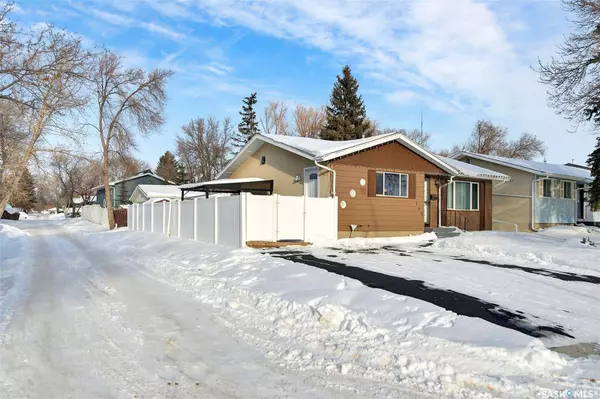 Regina, SK S4R 6K6,195 Magee CRESCENT