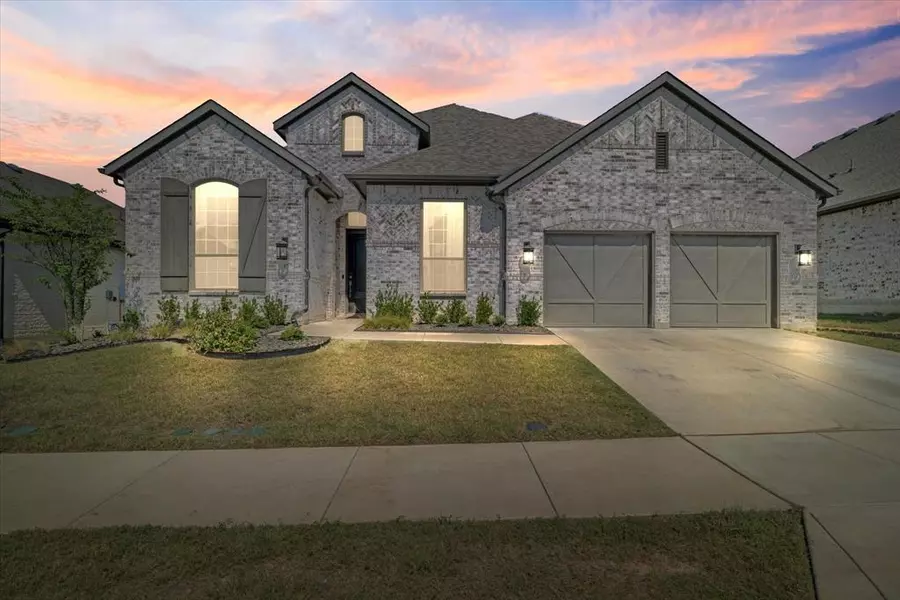 417 Sunnyridge Lane, Little Elm, TX 76227