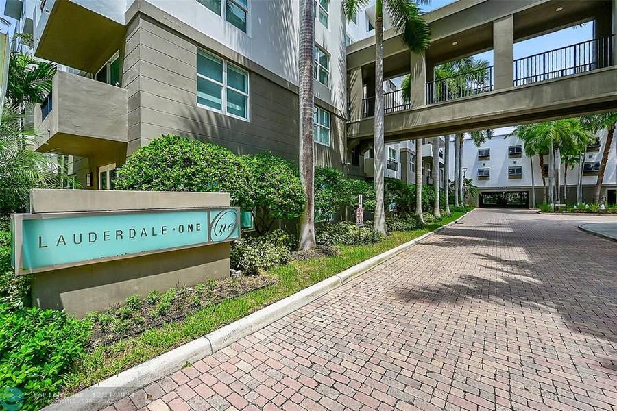 2421 NE 65th Street  #202, Fort Lauderdale, FL 33308