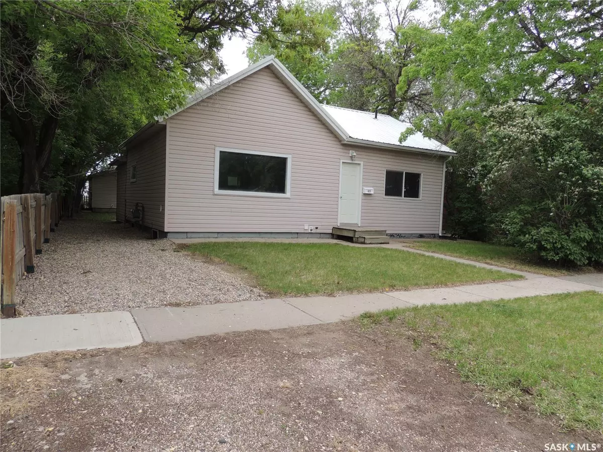 Estevan, SK S4A 0K8,625 2nd STREET