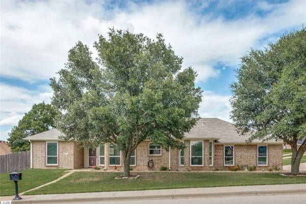 2125 Sagewood Drive, Weatherford, TX 76087