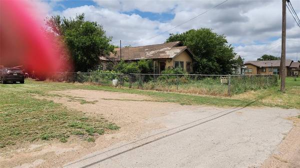 Haskell, TX 79521,606 S Avenue Avenue Avenue E #606