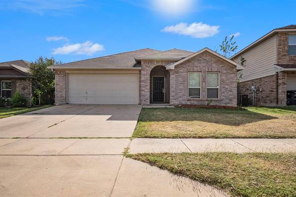 3533 Saint Vincent Road,  Fort Worth,  TX 76123