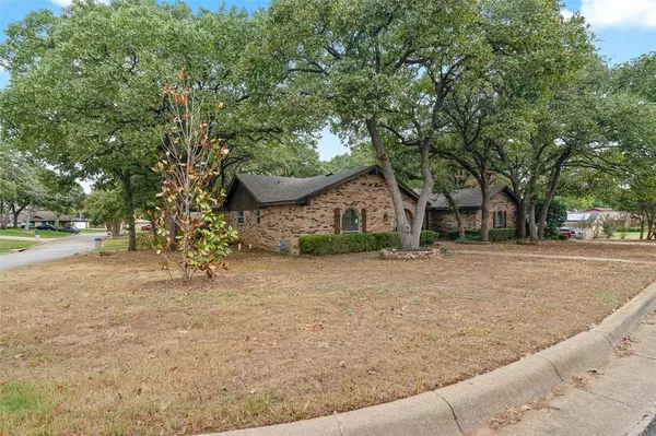 Arlington, TX 76013,2208 Valleydale Drive