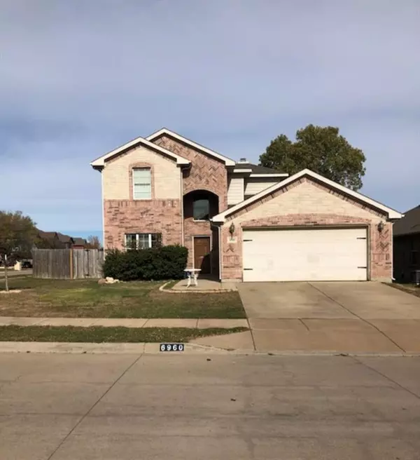 6960 Canyon Rim Drive, Fort Worth, TX 76179