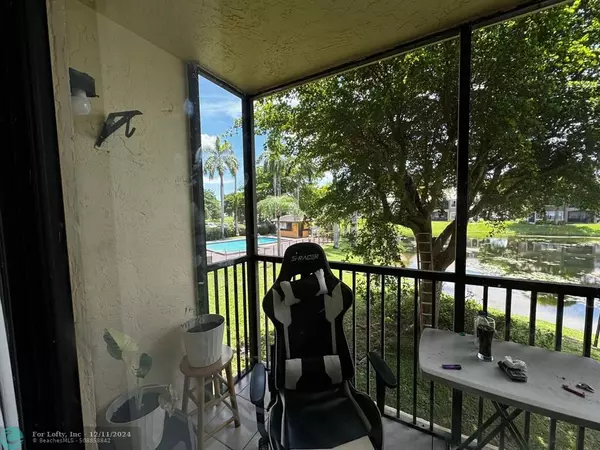 Coral Springs, FL 33065,9044 NW 28th Dr  #3-205