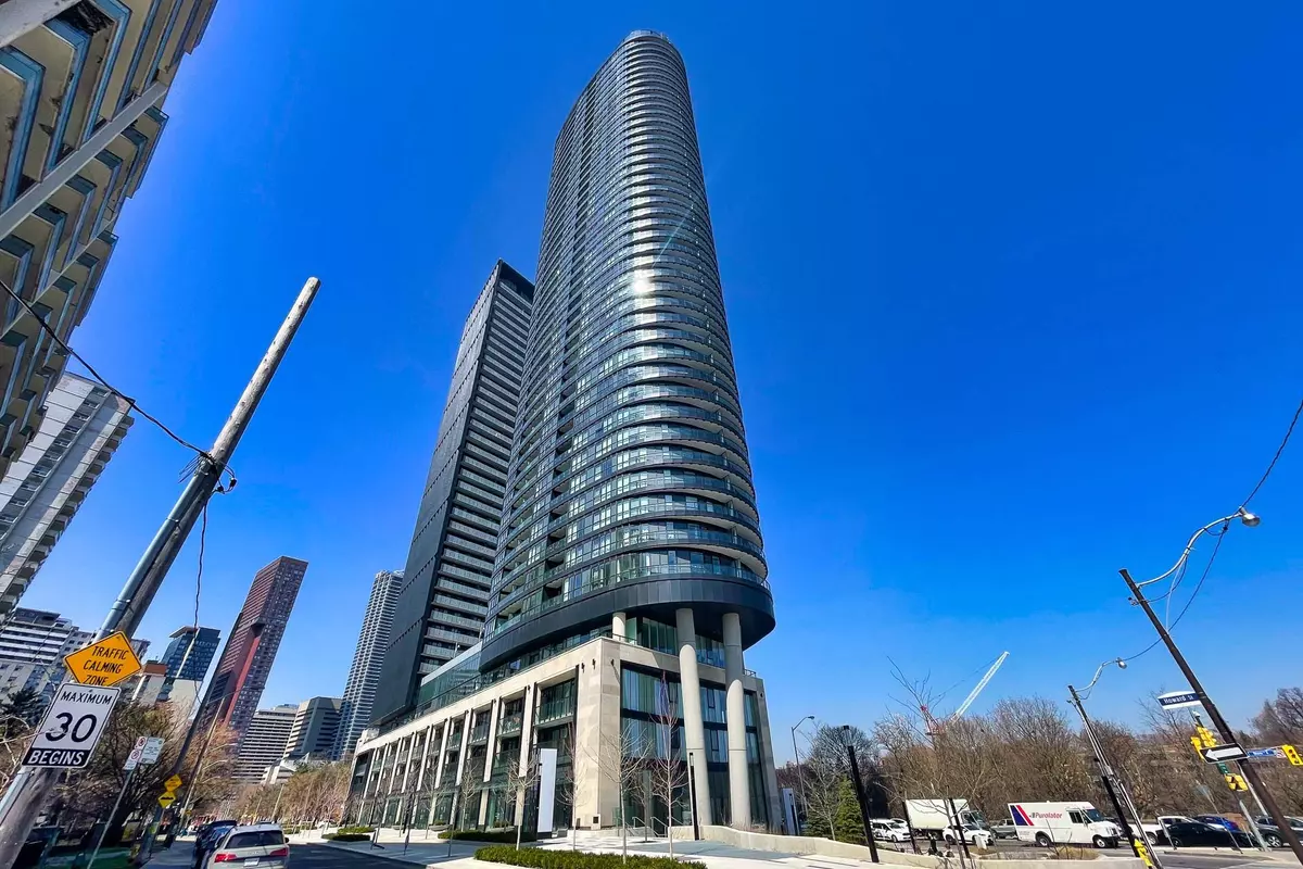 Toronto C08, ON M4W 0B2,575 Bloor ST E #1508