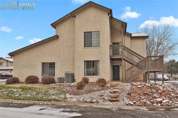 2112 Denton GRV #101, Colorado Springs, CO 80919