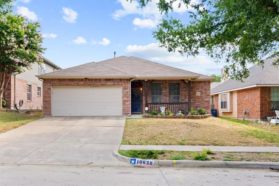 10628 Bluestone Road, Fort Worth, TX 76108