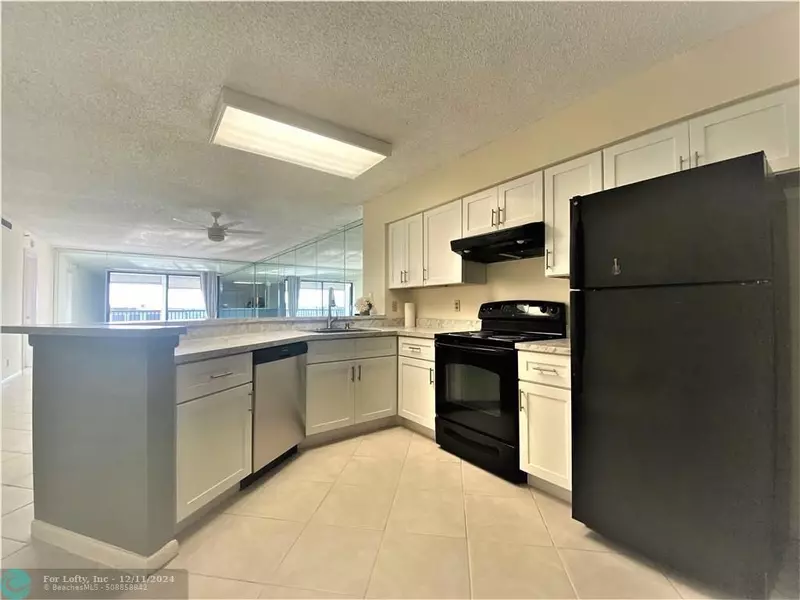 2221 Cypress Island Dr  #807, Pompano Beach, FL 33069