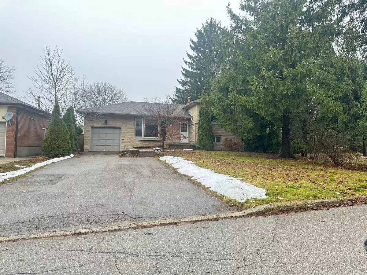 Whitchurch-stouffville, ON L4A 6K9,322 Loretta CRES