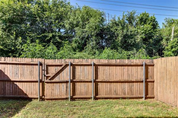 Arlington, TX 76013,4018 Willowrun Lane