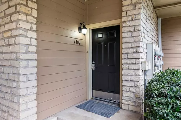 401 E Pearl Street #4102 1.656%, Granbury, TX 76048