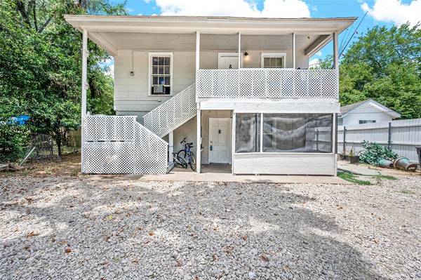 821 Bond Street #B, Fort Worth, TX 76114