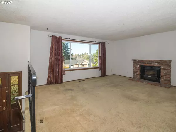 Gresham, OR 97080,730 SW 5TH CT