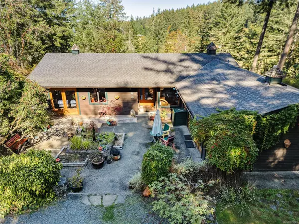 Salt Spring, BC V8K 1X2,141 Amblewood Dr