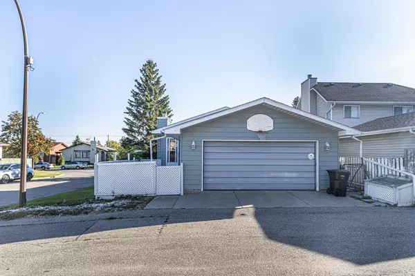 Calgary, AB T2A7L6,3908 14 AVE Northeast