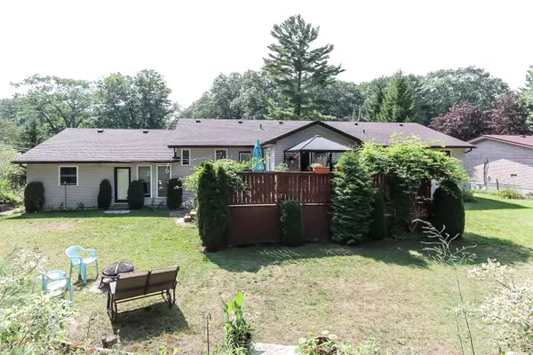 Wasaga Beach, ON L9A 1S3,225 39th ST