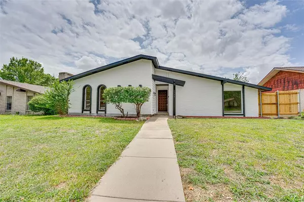 3725 Commonwealth Drive, Garland, TX 75043