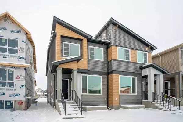 Calgary, AB T3R 2G3,455 Tekarra DR Northwest