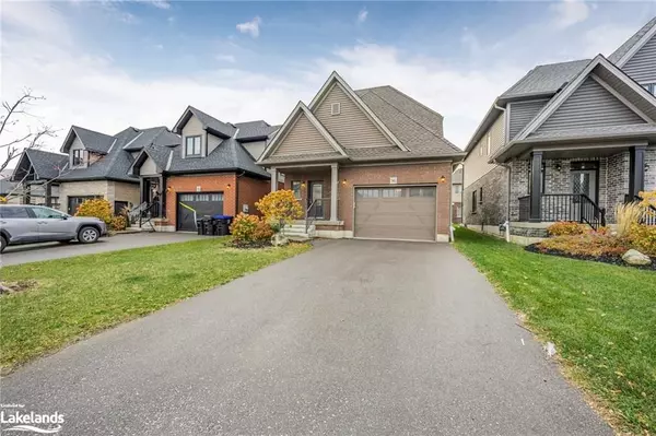 Collingwood, ON L9Y 4B6,96 MCLEAN AVE