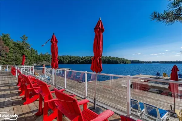 Muskoka Lakes, ON P1L 1W8,1869 MUSKOKA ROAD 118 N/A W #L204-D2