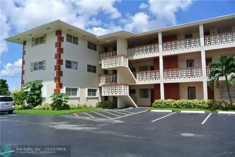 4771 NW 10th Ct  #308, Plantation, FL 33313