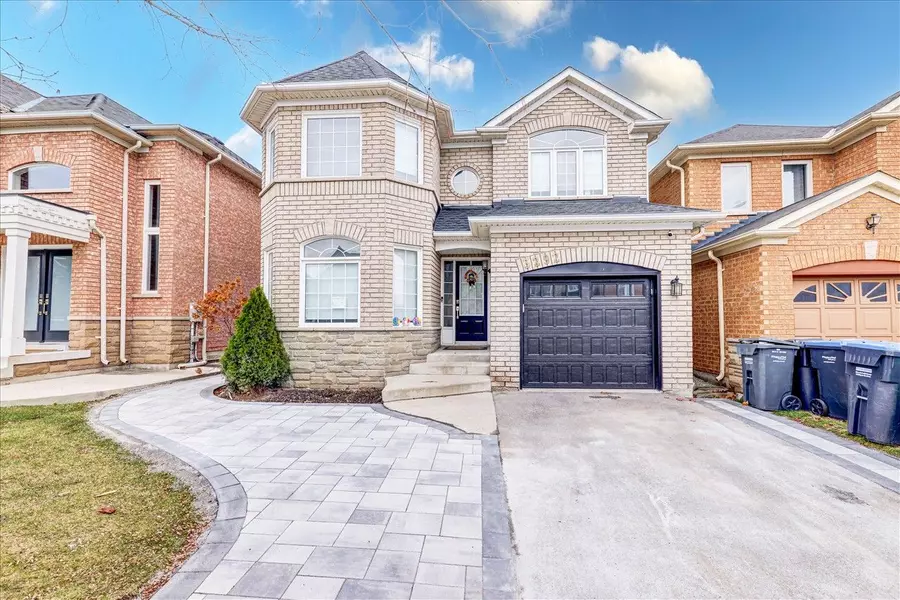 3292 Hunter GLN #Bsmnt, Mississauga, ON L5N 8M2