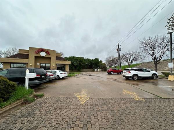 2500 State Highway 121, Bedford, TX 76021