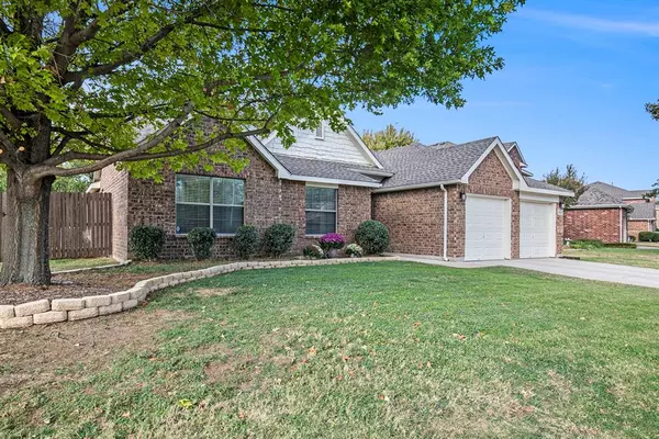 Fort Worth, TX 76131,9525 Fox Hill Drive