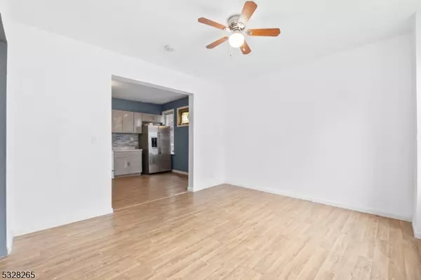 35 Aldine St #1, Newark City, NJ 07112