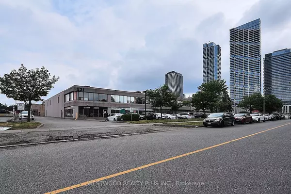 Vaughan, ON L4K 3W7,231 Millway AVE #17-18