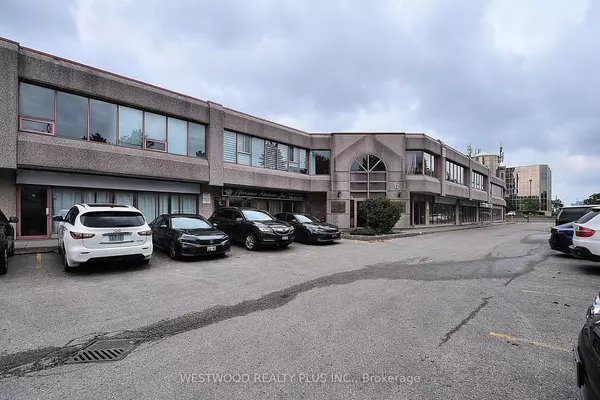 Vaughan, ON L4K 3W7,231 Millway AVE #17-18