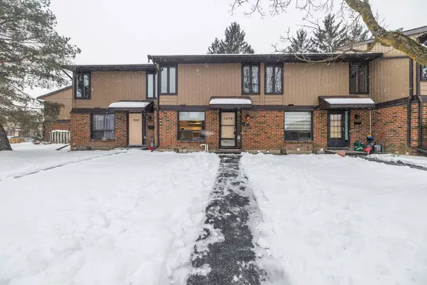 Hunt Club - Windsor Park Village And Area, ON K1V 9A1,3478 Mccarthy RD #58