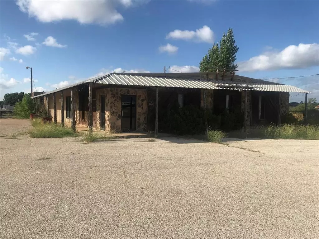 Breckenridge, TX 76424,3321 W Walker Street