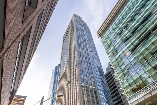 210 Victoria ST #611, Toronto C08, ON M5B 2R3