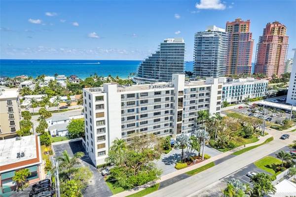 2300 NE 33rd Ave  #302,  Fort Lauderdale,  FL 33305