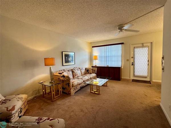 Boca Raton, FL 33434,3041 Hythe C  #304