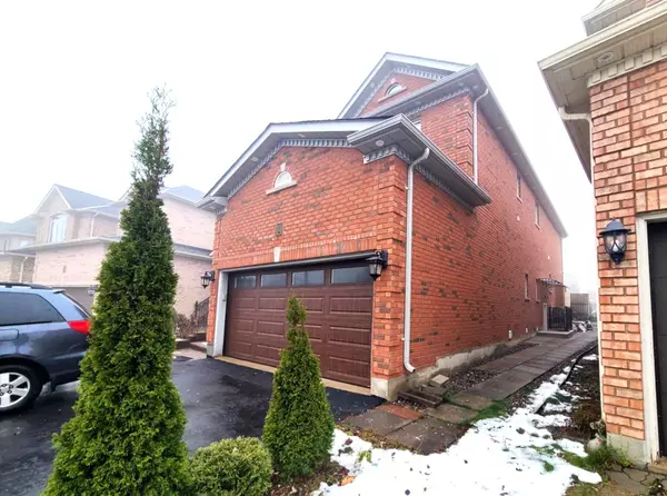 31 Eagle Peak DR #bsmt, Richmond Hill, ON L4S 2W3