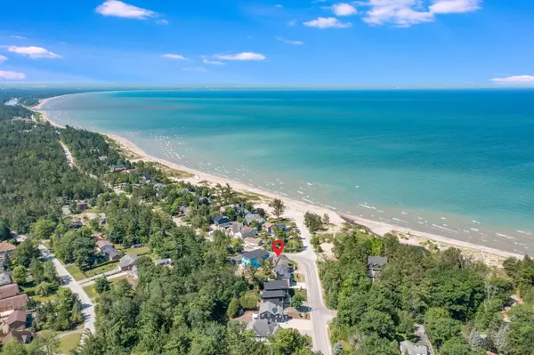 Wasaga Beach, ON L9Z 2R5,805 Eastdale DR