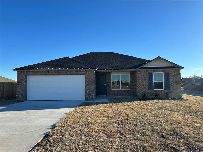 400 E Oak Tree Avenue, Perkins, OK 74059